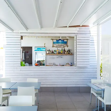 Montecristo Hotel