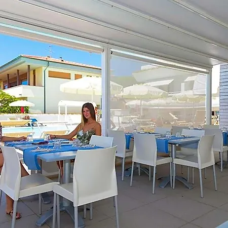 Hotel Montecristo 4*